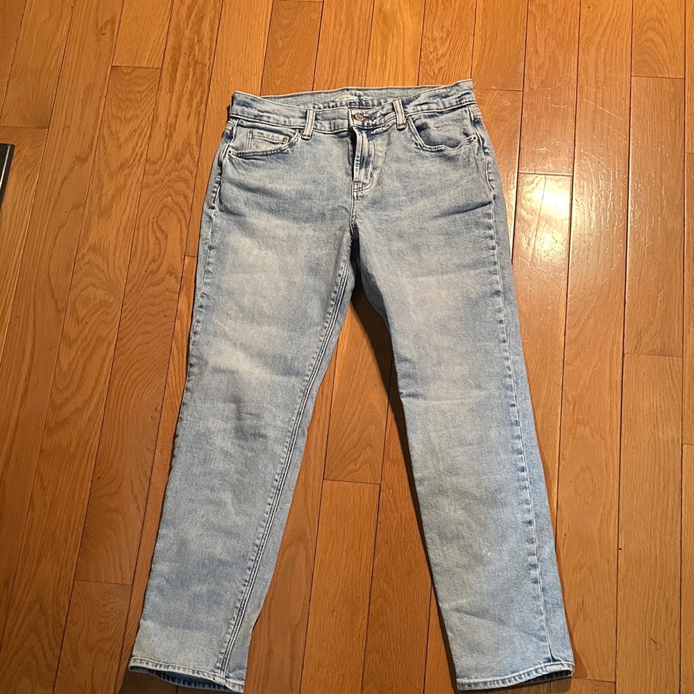 Old Navy Women's Light Blue Straight Leg Jeans